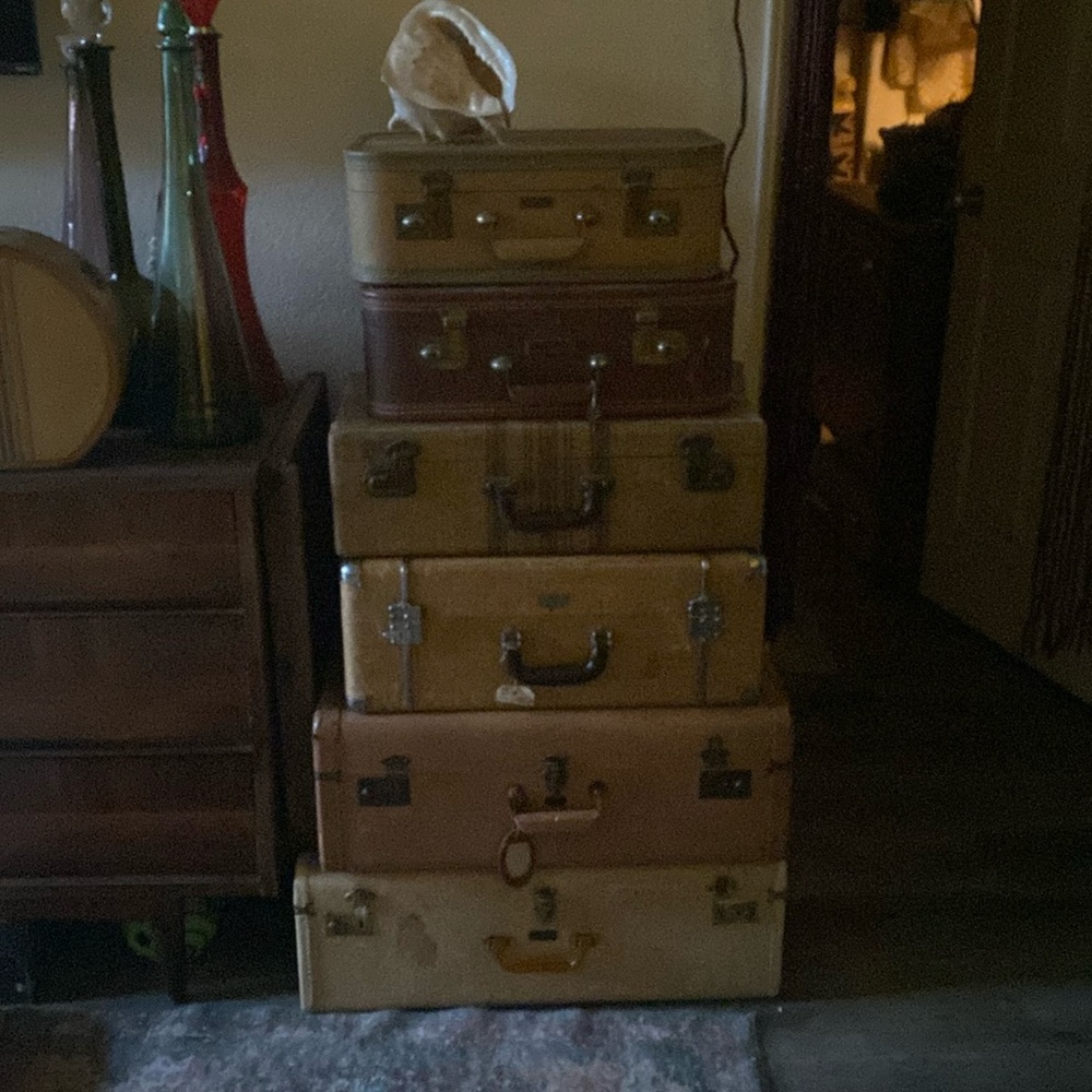 Vintage / Antique Luggage